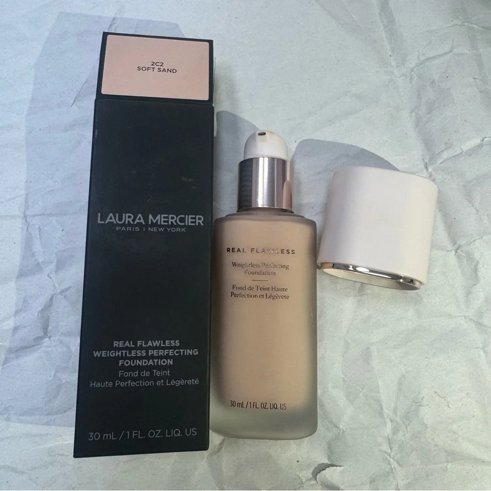 Laura mercier Real Flawless Weightless Perfecting Foundation